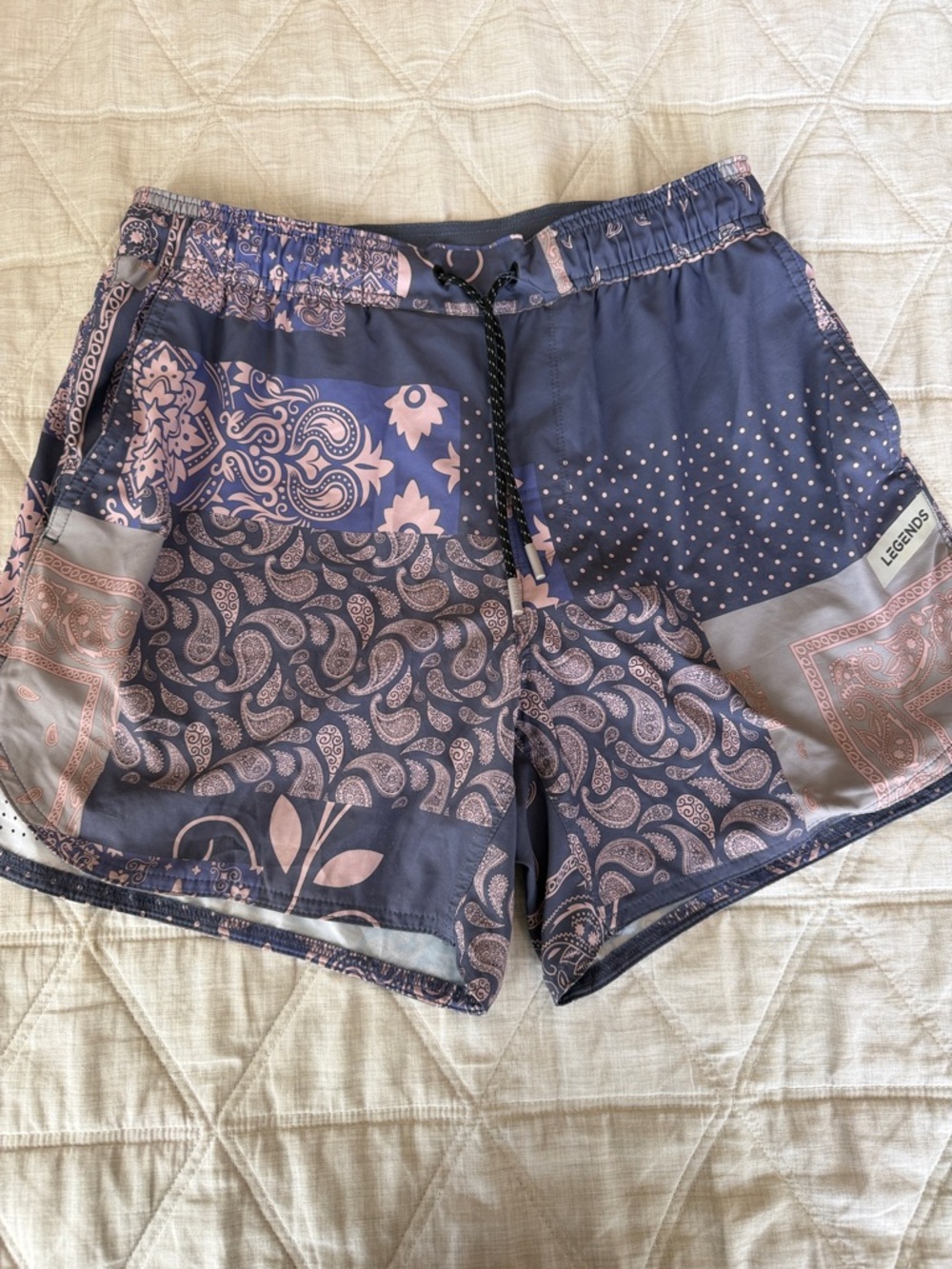 Legends Luke Paisley Short